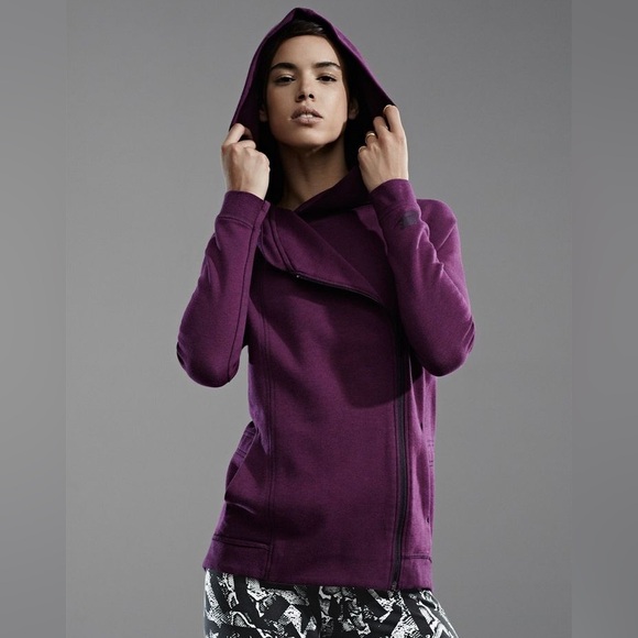 Nike Tech Fleece Cape Jacket. - Picture 4 of 6